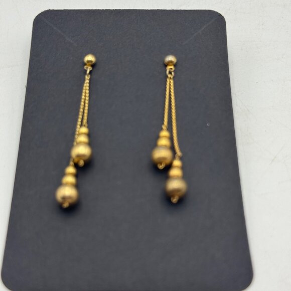 Delicate Goldtone Chain Dangle Earrings With Bead Accents Lightweight Vintage - Picture 2 of 3